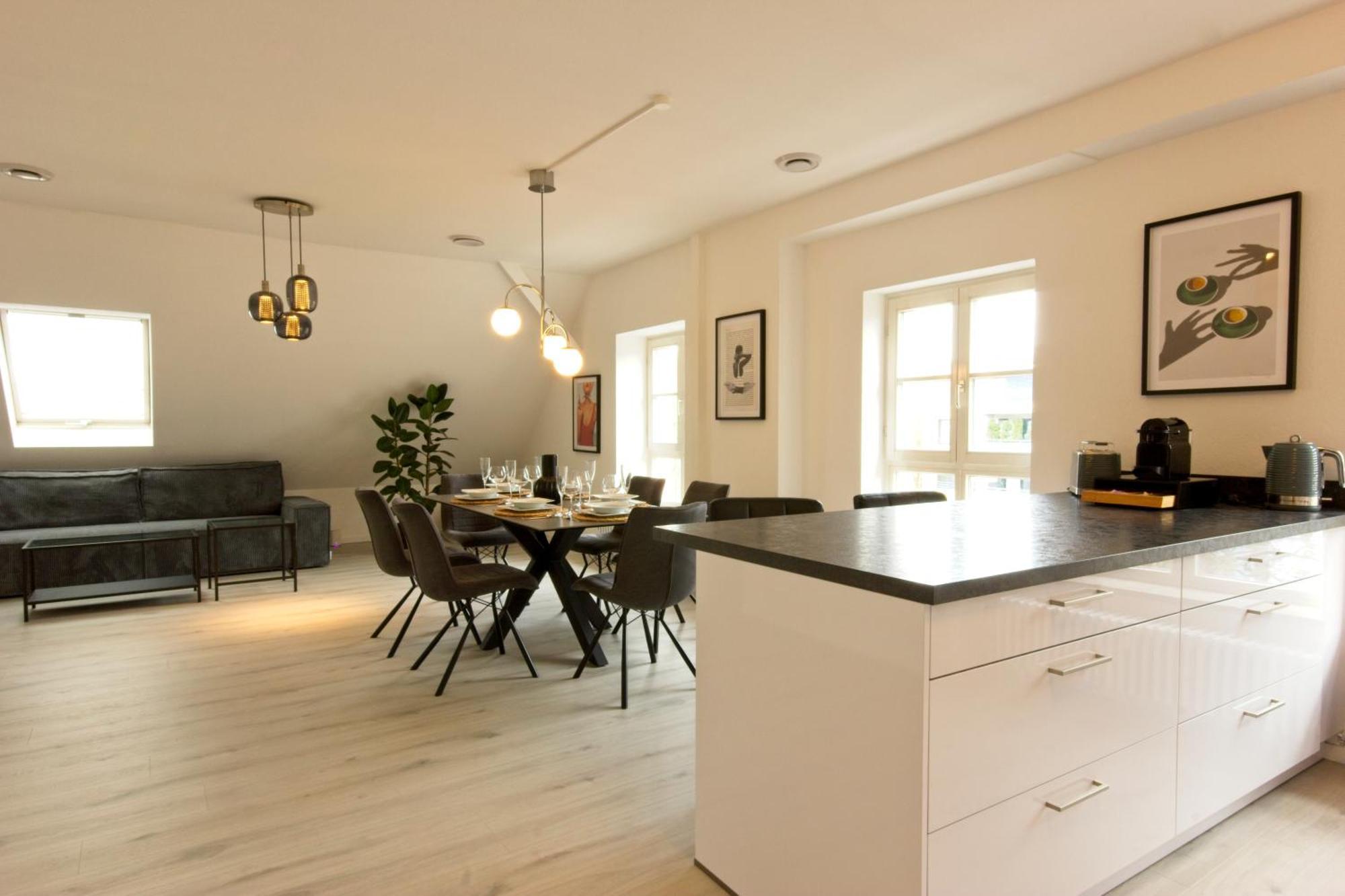 Bonnystay Loerrach Designer Apartment, Mitten In Loerrach 111 Qm ภายนอก รูปภาพ
